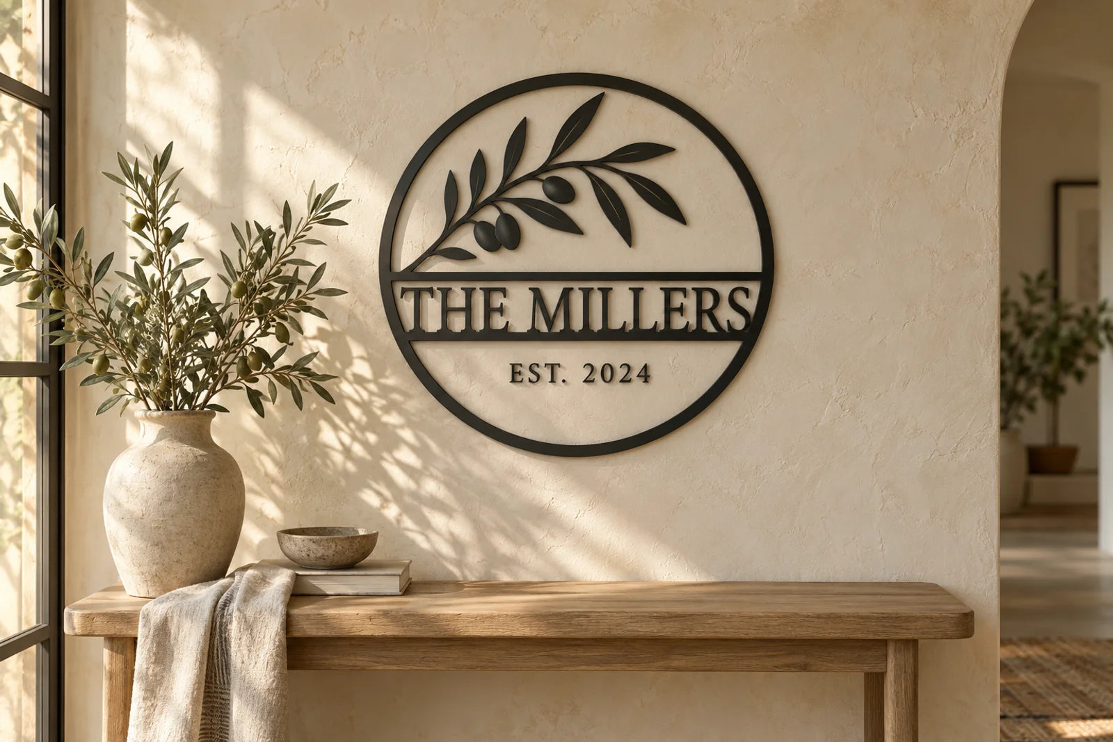 Design inspiration: a family-name sign in a warm entryway